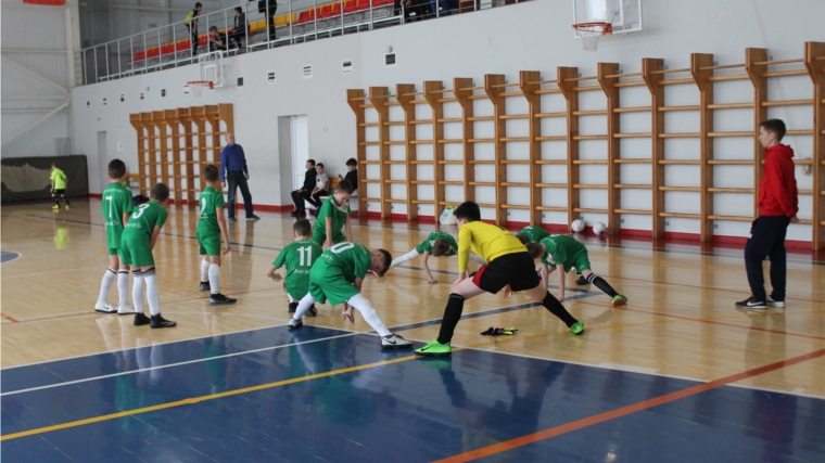 В АУ ДО ДЮСШ ФОК «Атал» прошёл 2 тур регулярного чемпионата Чувашии НМФЛ ДЕТИ по мини-футболу.