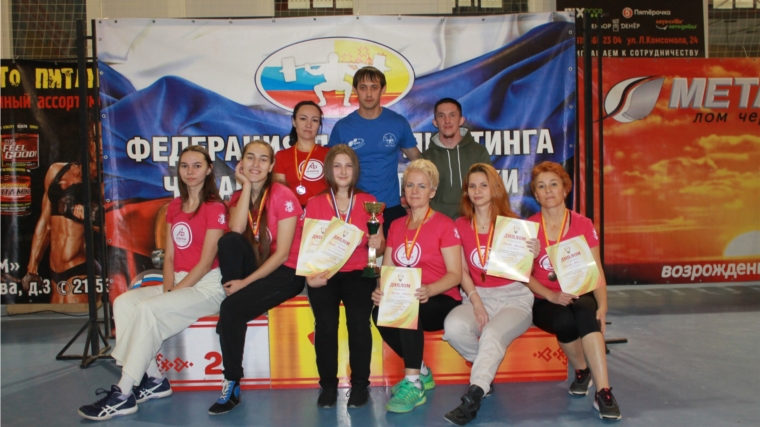 Очередная победа команды Козловского района на Чемпионате Чувашской Республики по троеборью классическому среди женских команд